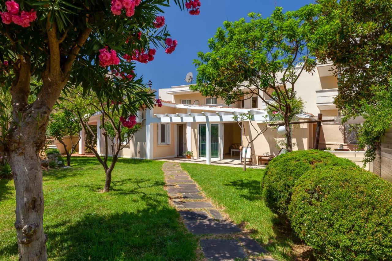 Beach Front House Kalamaki Bungalow Като-Галатас Экстерьер фото